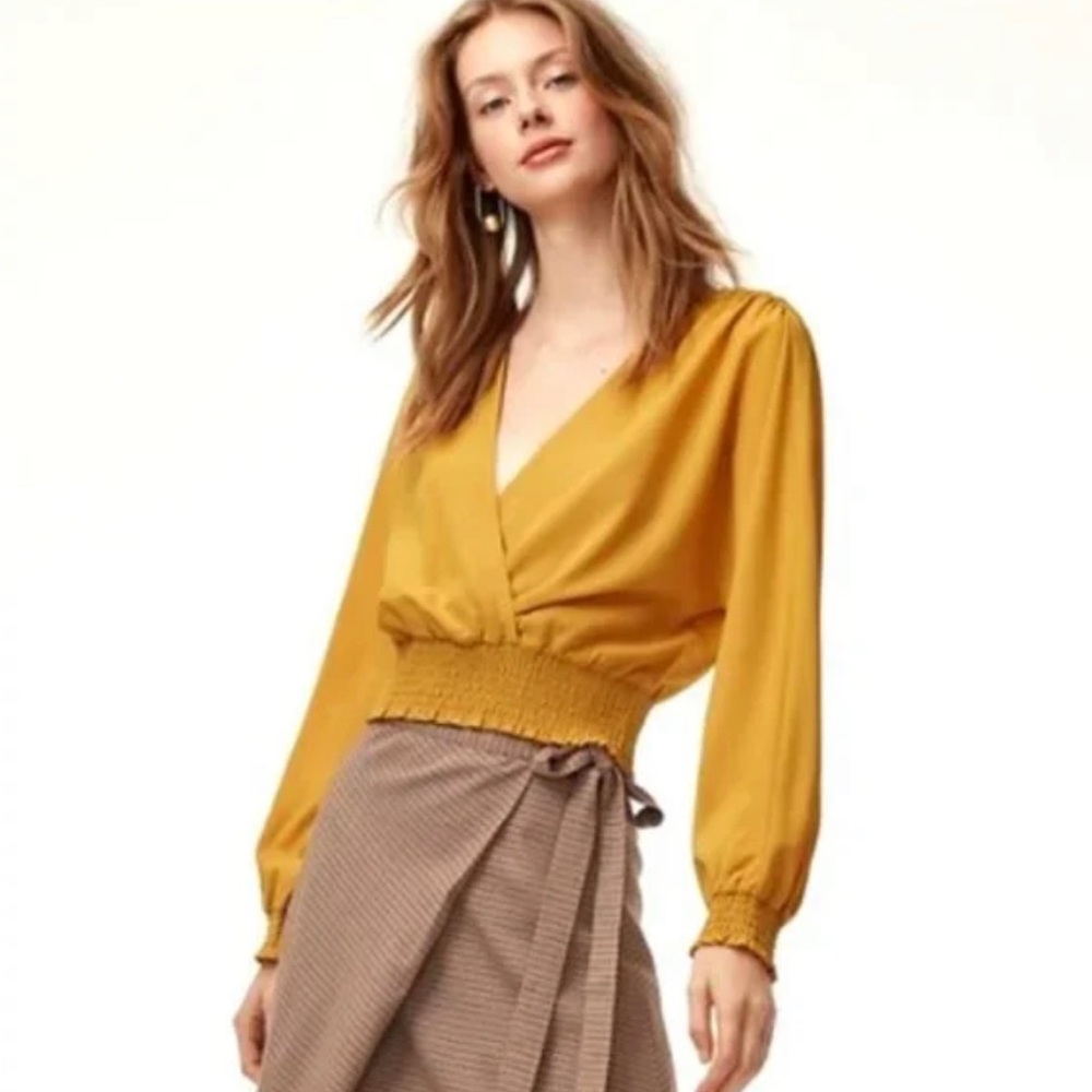 Wilfred V-neck Blouse